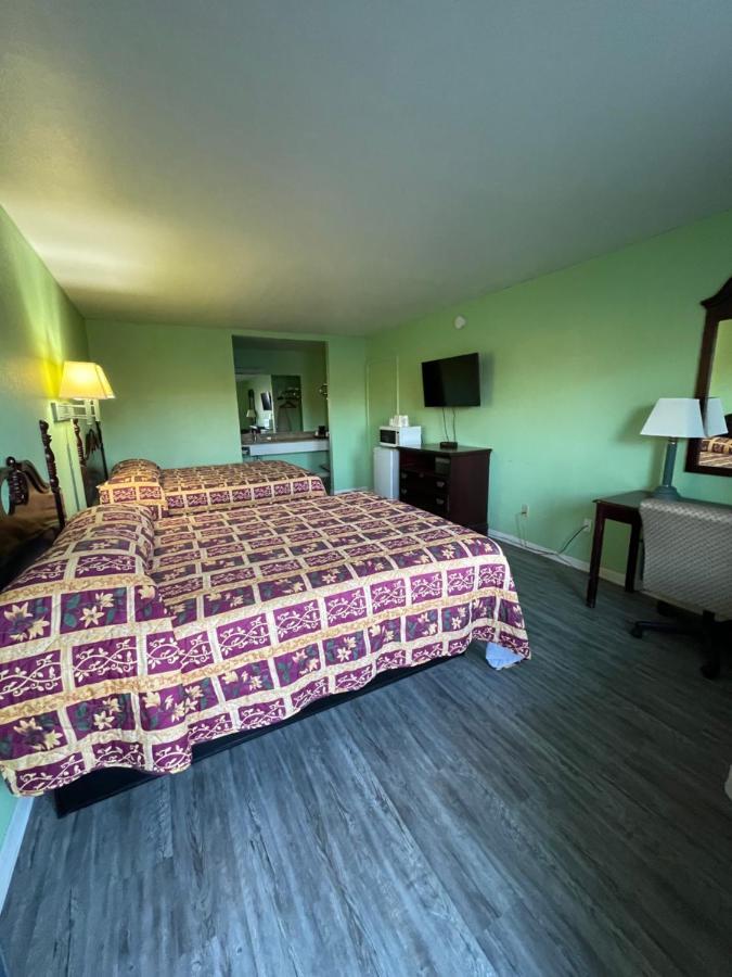 Relax Inn Dublin Bagian luar foto